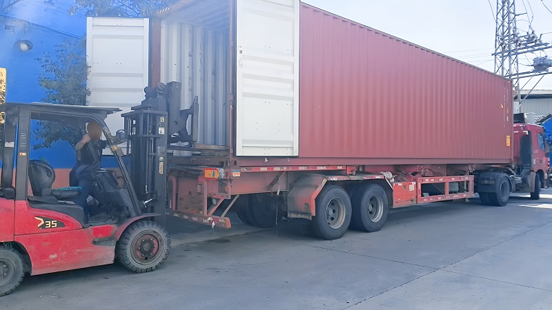 Fabrikako bidalketa fidagarria - Eskaera bakoitzeko entrega azkarra eta segurua bermatzea